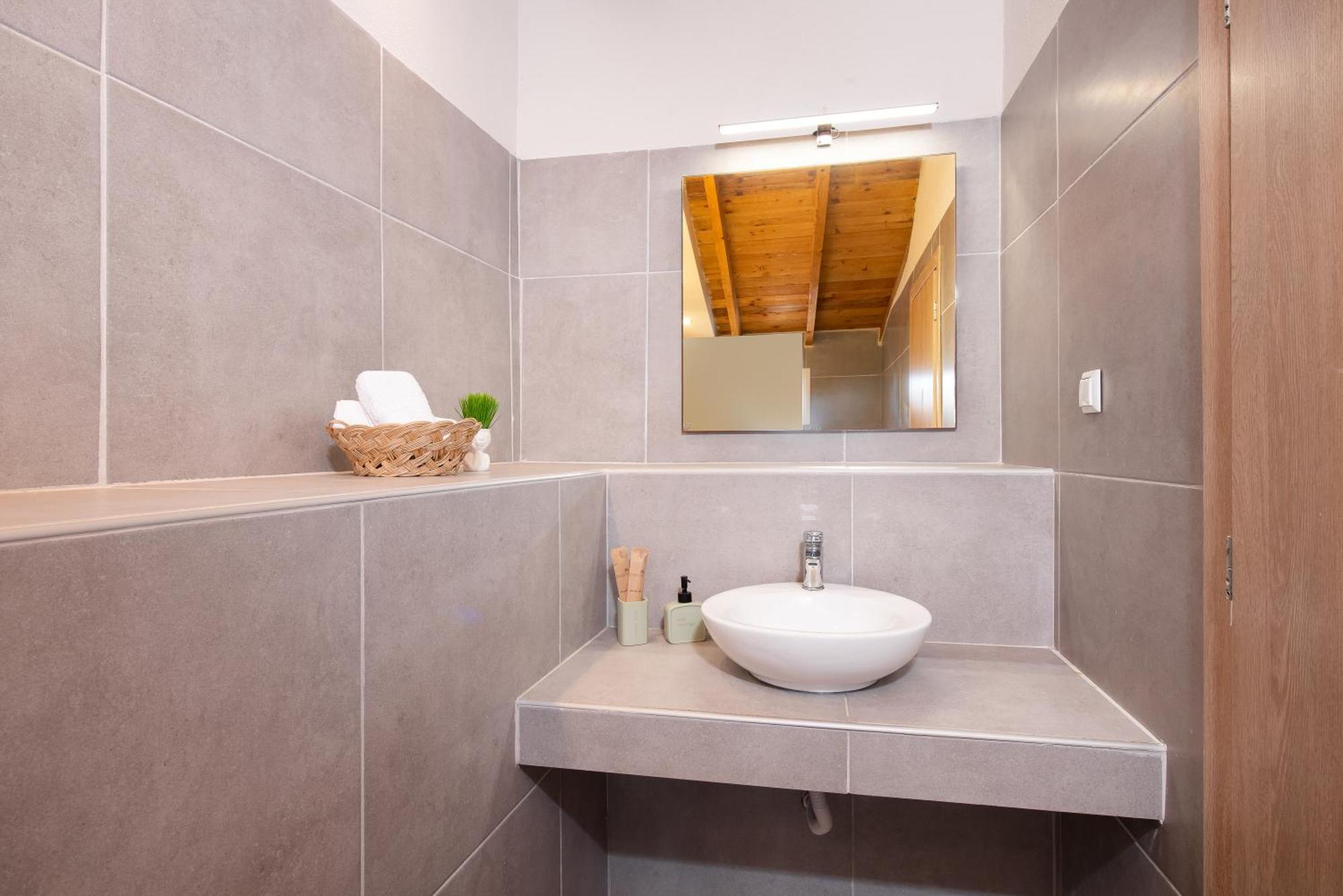 Kentrikon Rooms III & Mint House Limenaria  Bagian luar foto