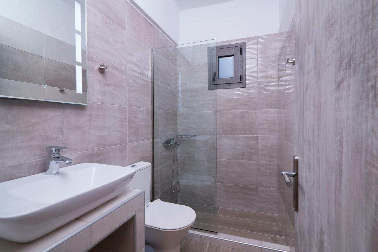 Kentrikon Rooms III & Mint House Limenaria  Bagian luar foto