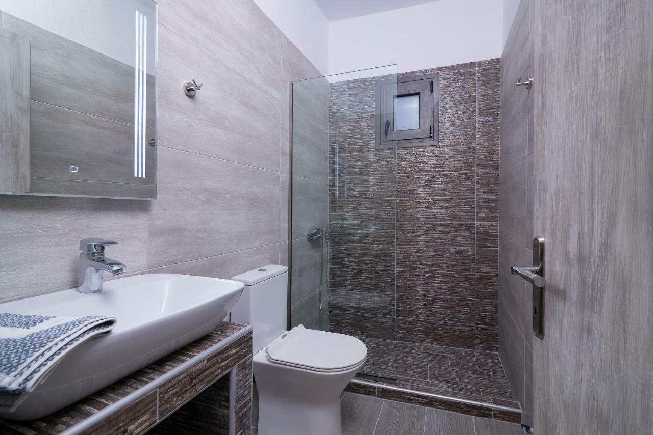 Kentrikon Rooms III & Mint House Limenaria  Bagian luar foto